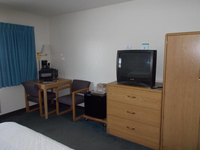Boarders Inn And Suites By Cobblestone Hotels - Ripon מראה חיצוני תמונה